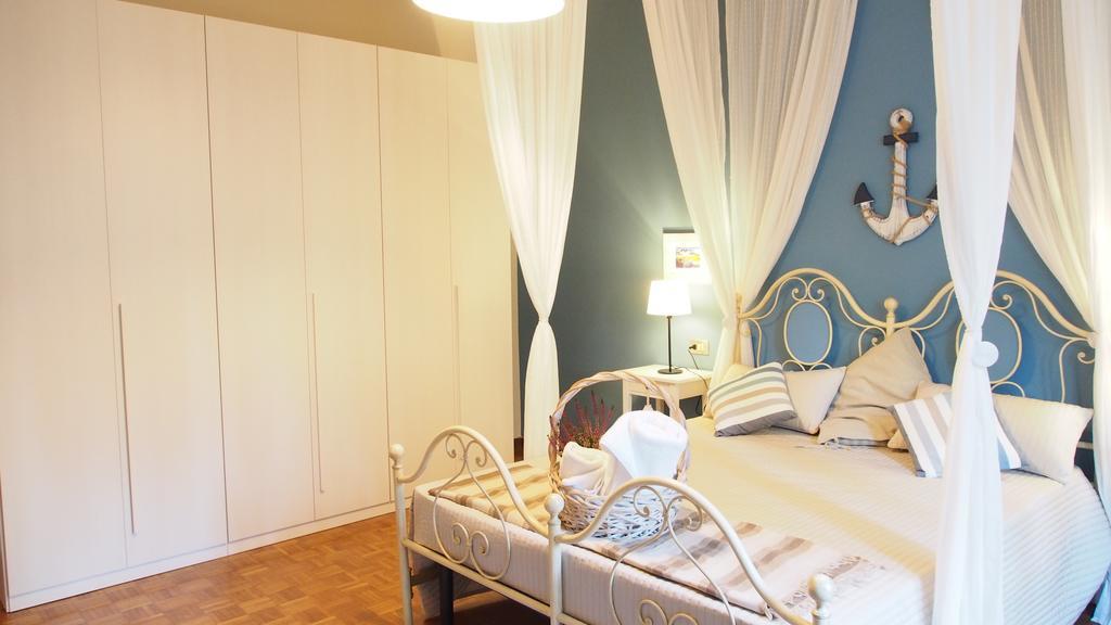 Provenzale Daire Desenzano del Garda Oda fotoğraf
