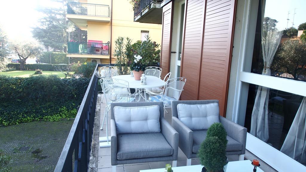 Provenzale Daire Desenzano del Garda Oda fotoğraf